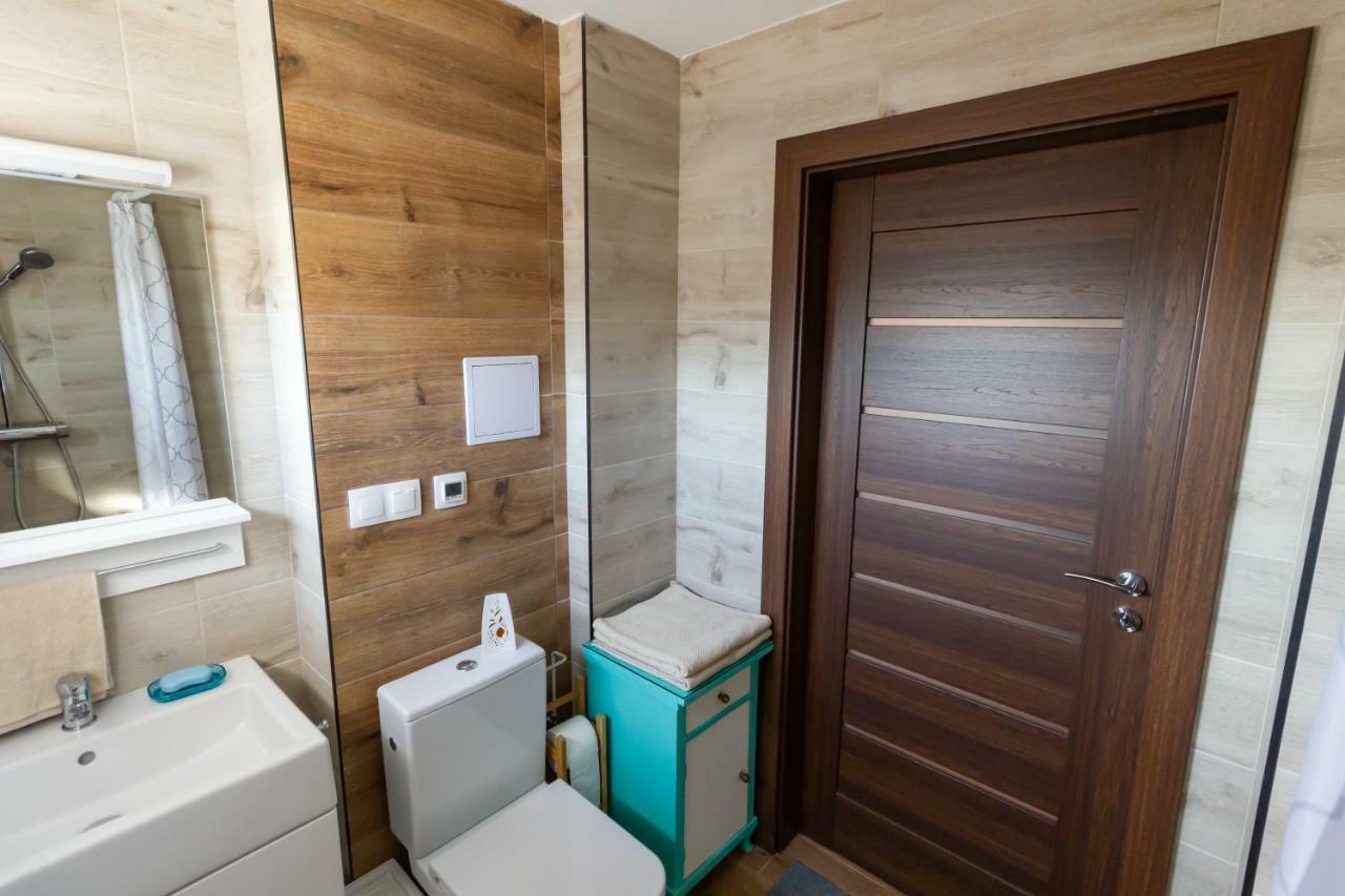 Arya Vila Piest'any Exterior foto